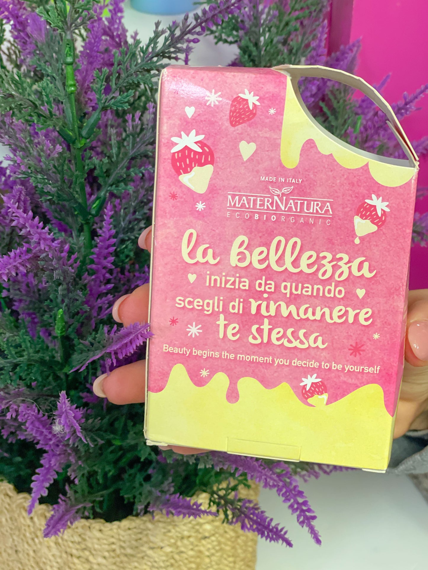 Maternatura Shampoo al cucchiaio rose e cioccolato bianco